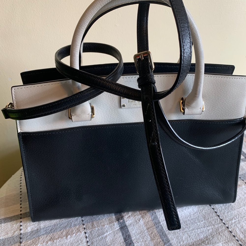 Kate Spade Elegant Black Crossbody Bag